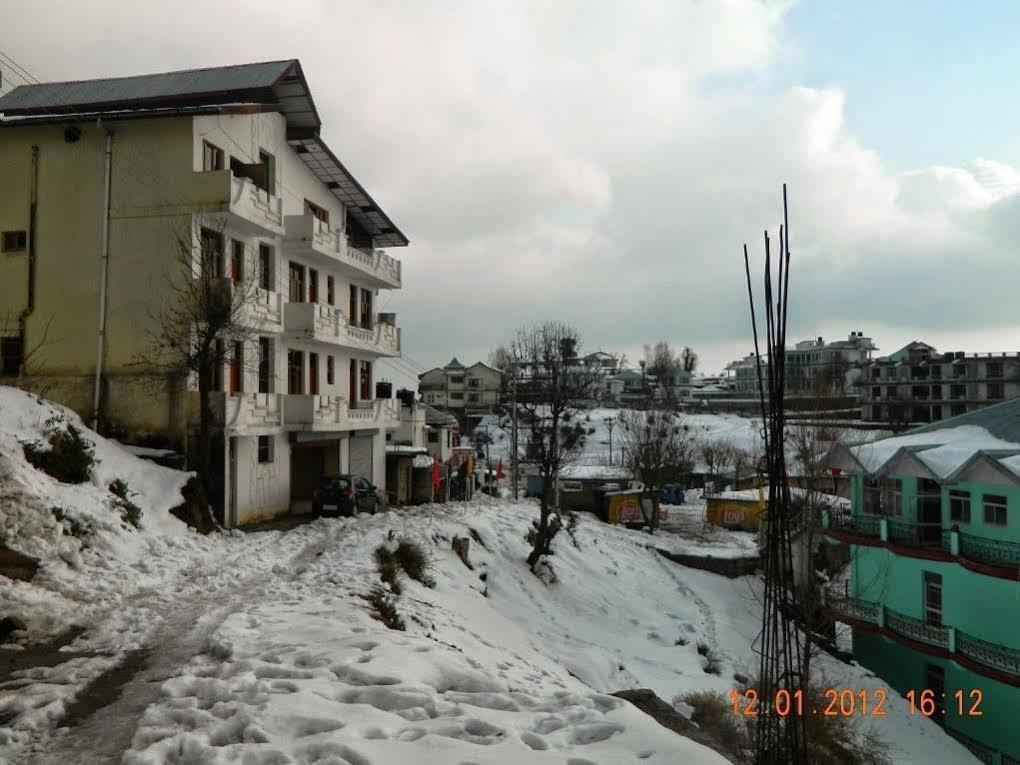 Divyansh Hotel Дармсала Экстерьер фото